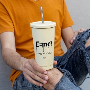 E=mc2 - Θερμός τύπου Starbacks