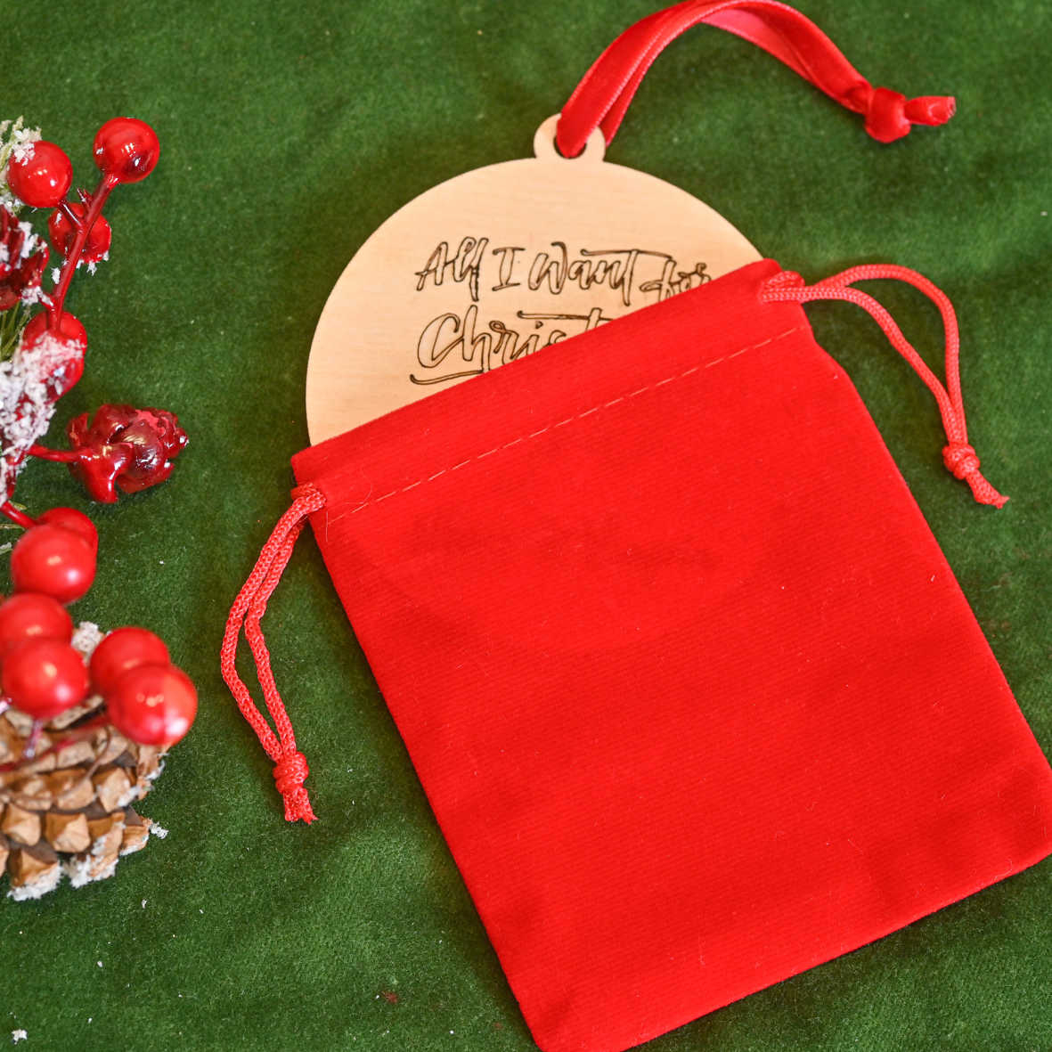 All I Want For Christmas Is You - Ξύλινο Στολίδι