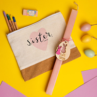 Sister - Λαμπάδα Με Τσαντάκι - Νεσεσέρ