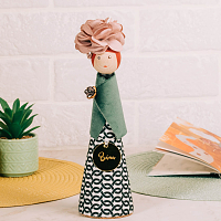 Evelyn - Ξύλινη Χειροποίητη Κούκλα