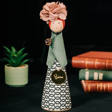 Evelyn - Ξύλινη Χειροποίητη Κούκλα