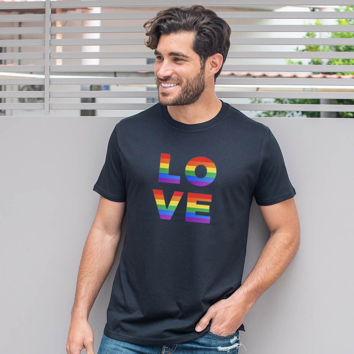 LOVE- Organic Vegan T-Shirt Unisex - Μαύρο