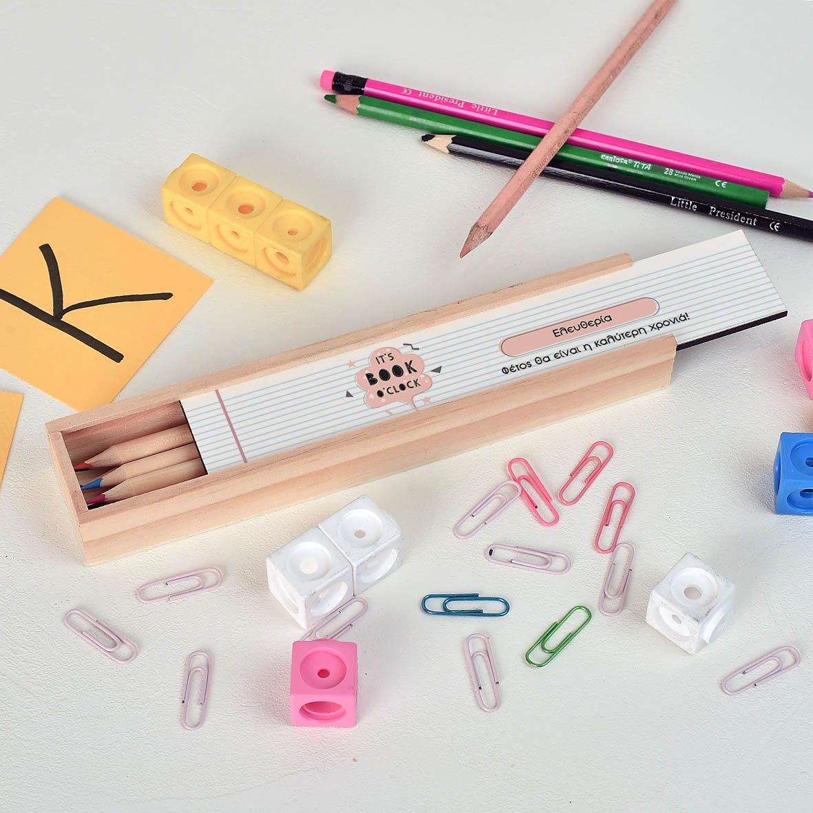 It's Book o'clock - Κασετίνα Ξύλινη με Ξυλομπογιές