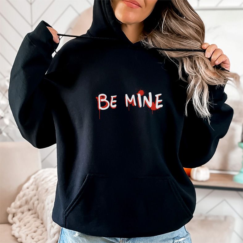 BE MINE - Hoodie - Μαύρο